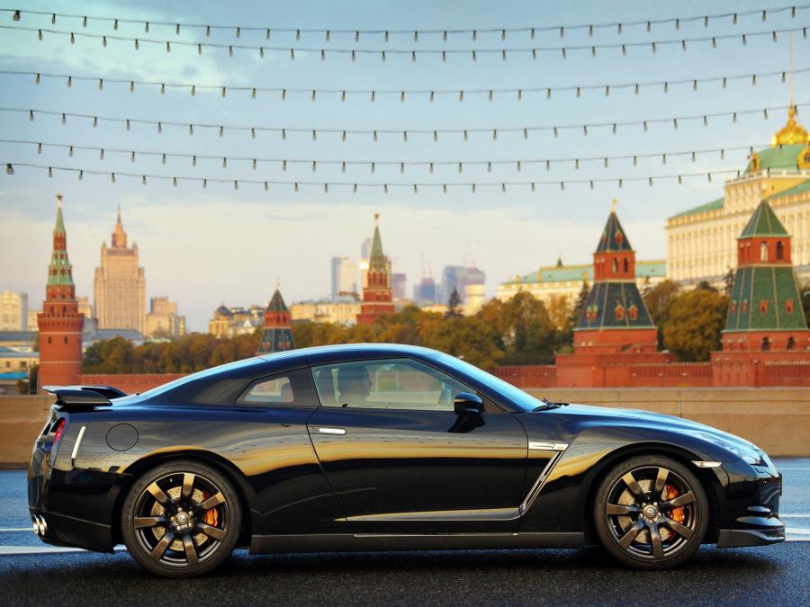  Nissan GT-R Black Edition 2008 года  (фото 14 из 25)